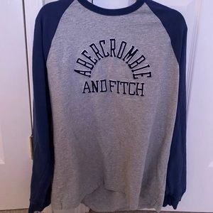 Abercrombie & Fitch Long Sleeve T-Shirt